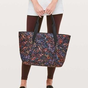 Lululemon Out Of Range Tote